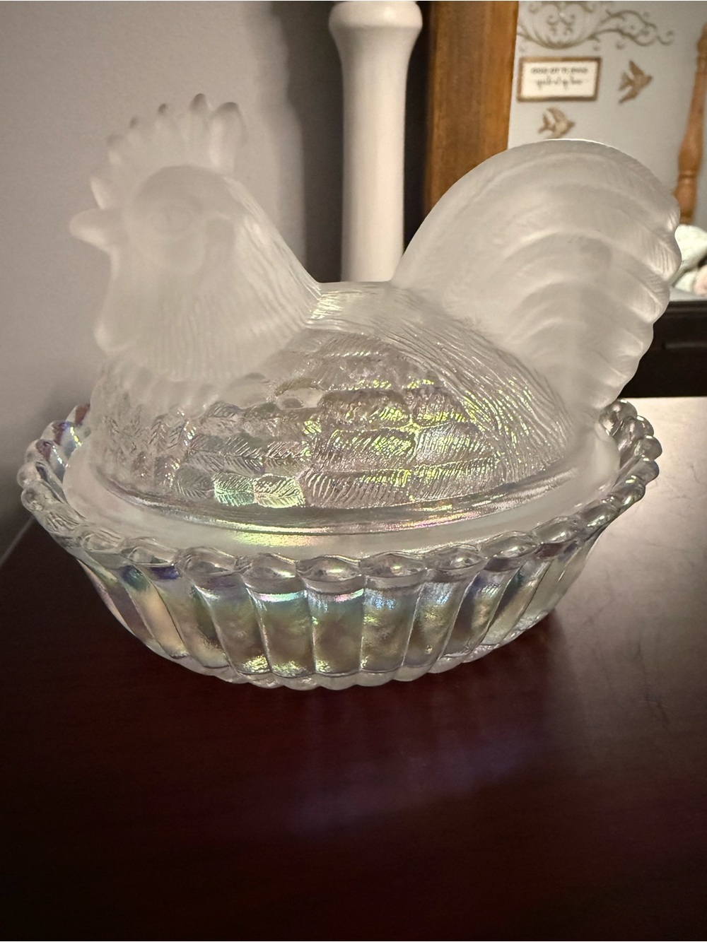 Westmoreland mould - Rosso Satin head & tail Rooster on nest #56 out of 100